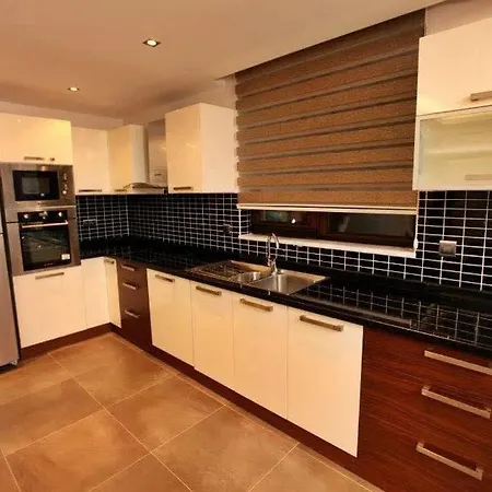 Peaceful And Modern Villa With Shared Pool In Kemer, Antalya *